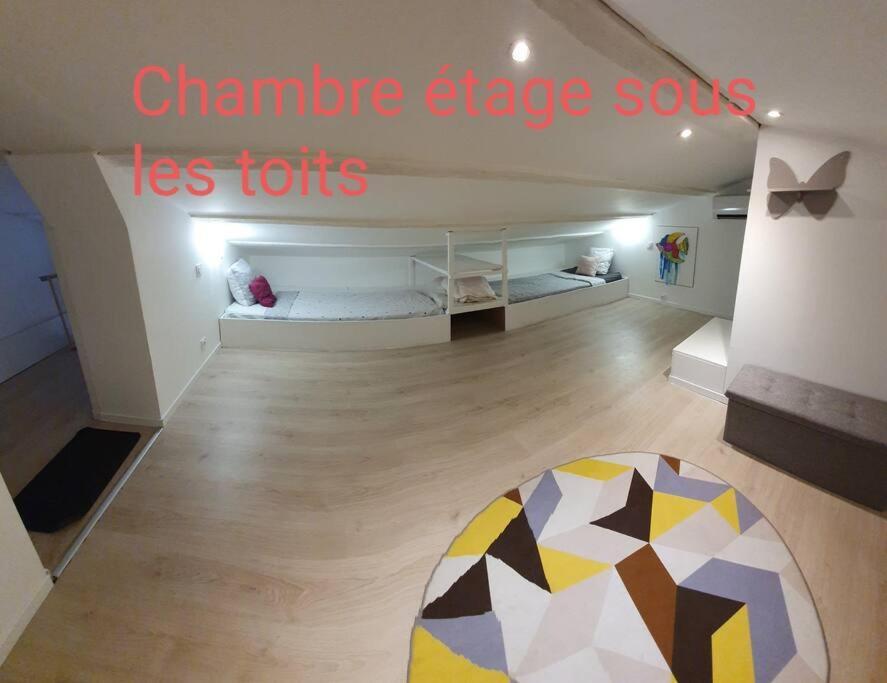 L'Escala Arles Centre Apartment ภายนอก รูปภาพ
